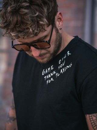 Game over 🤙🏼 … ale dík za hru 😉 Tričko 👉🏼 https://www.madebyarrogant.cz/limited-drop-001/triko-game-over-boy/ 📸...