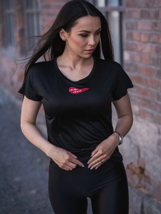 Social vegan 🌚 Tričko pro nemilovníky lidí zde 👉🏼 https://www.madebyarrogant.cz/limited-drop-001/social-vegan-1-1/